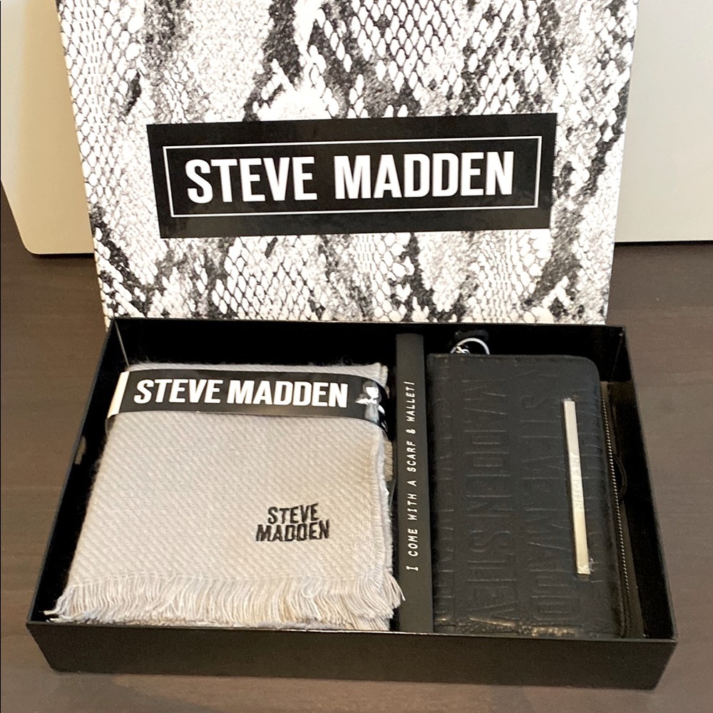 NWT - Steve Madden Black and Gray Accessory Set Wallet & Scarf